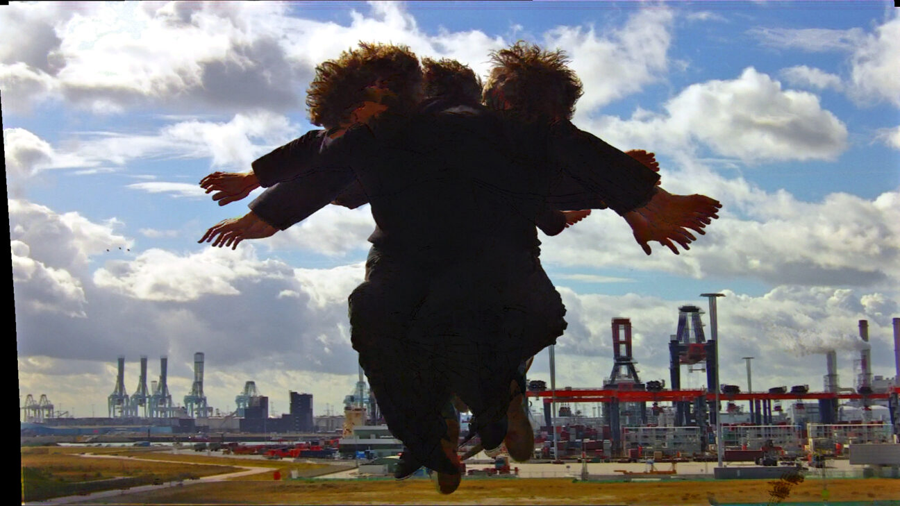 Het verzameld breiwerk van Loes Veenstra - IFFR EN